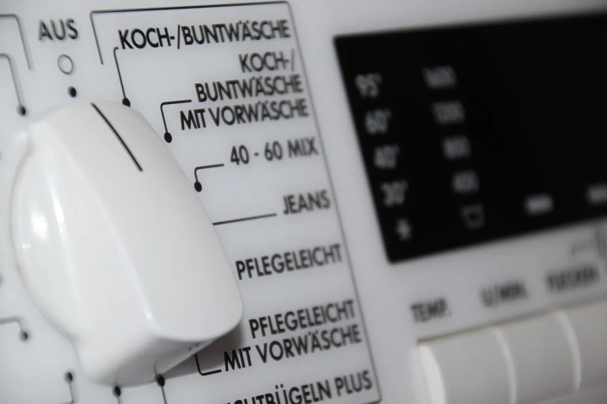 why-does-lint-stick-to-clothes-causes-and-washing-machine-r