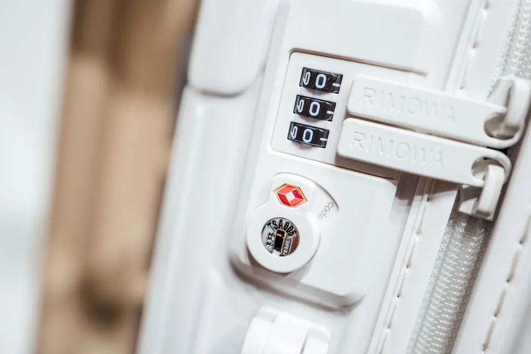 eliminating-unpleasant-odors-in-refrigerators-and-freezers-with-mahran-services