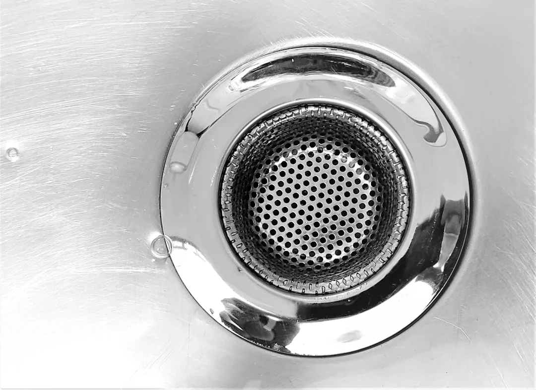 simultaneous-ice-and-water-dispenser-system-repair