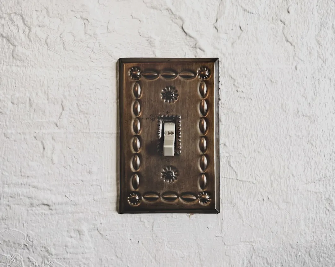 refrigerator-door-microswitch-repair-symptoms-causes-and-solutions
