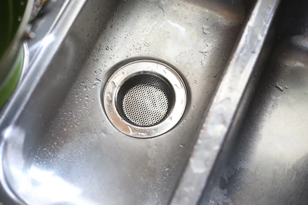 comprehensive-guide-to-fixing-warm-side-walls-of-refrigerators-maharan-repairs